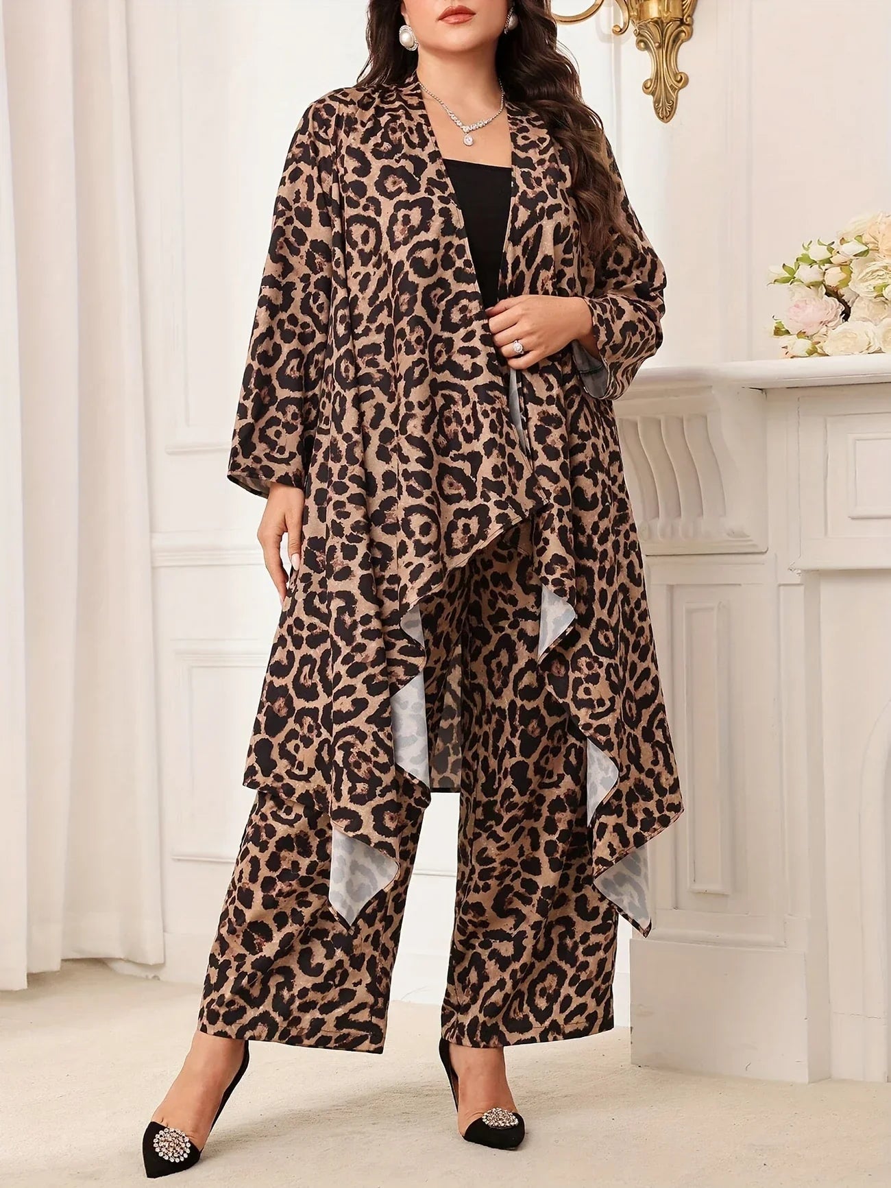 Scarlett™ - Chic Leopard Print Collection