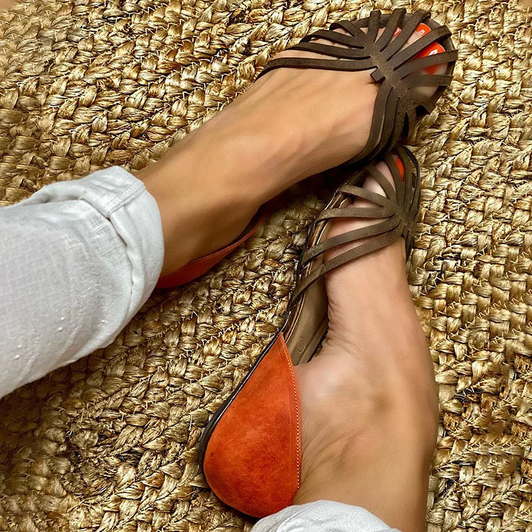 Mira | Chic Cut-Out Sandals with Sophisticated Two-Tone Accents