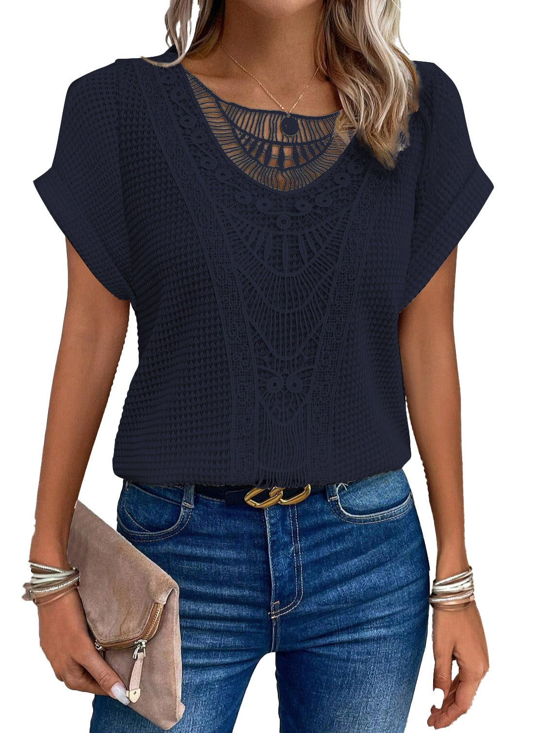 Clio - Elegant Knitted Top Featuring Exquisite Details
