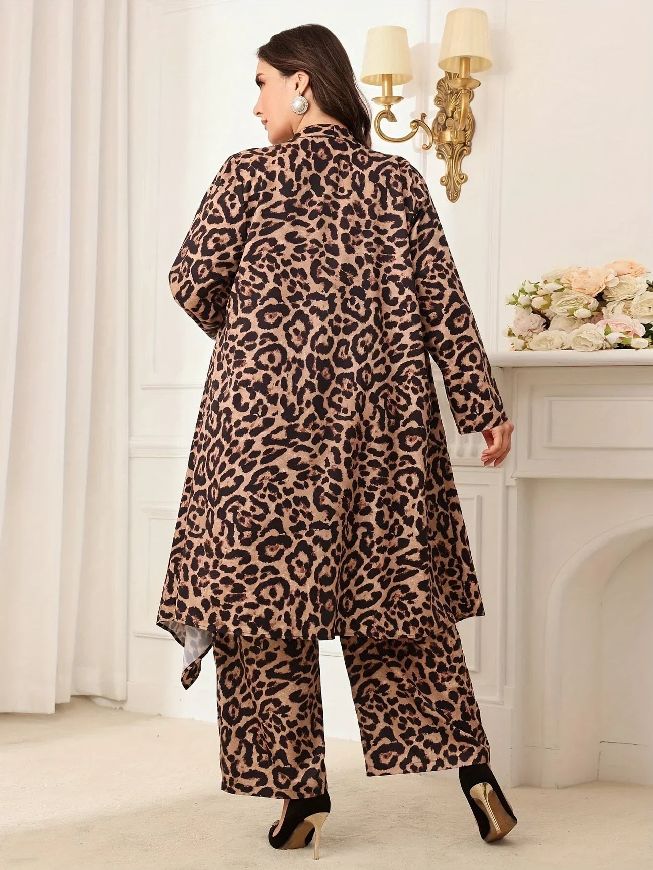 Scarlett™ - Chic Leopard Print Collection