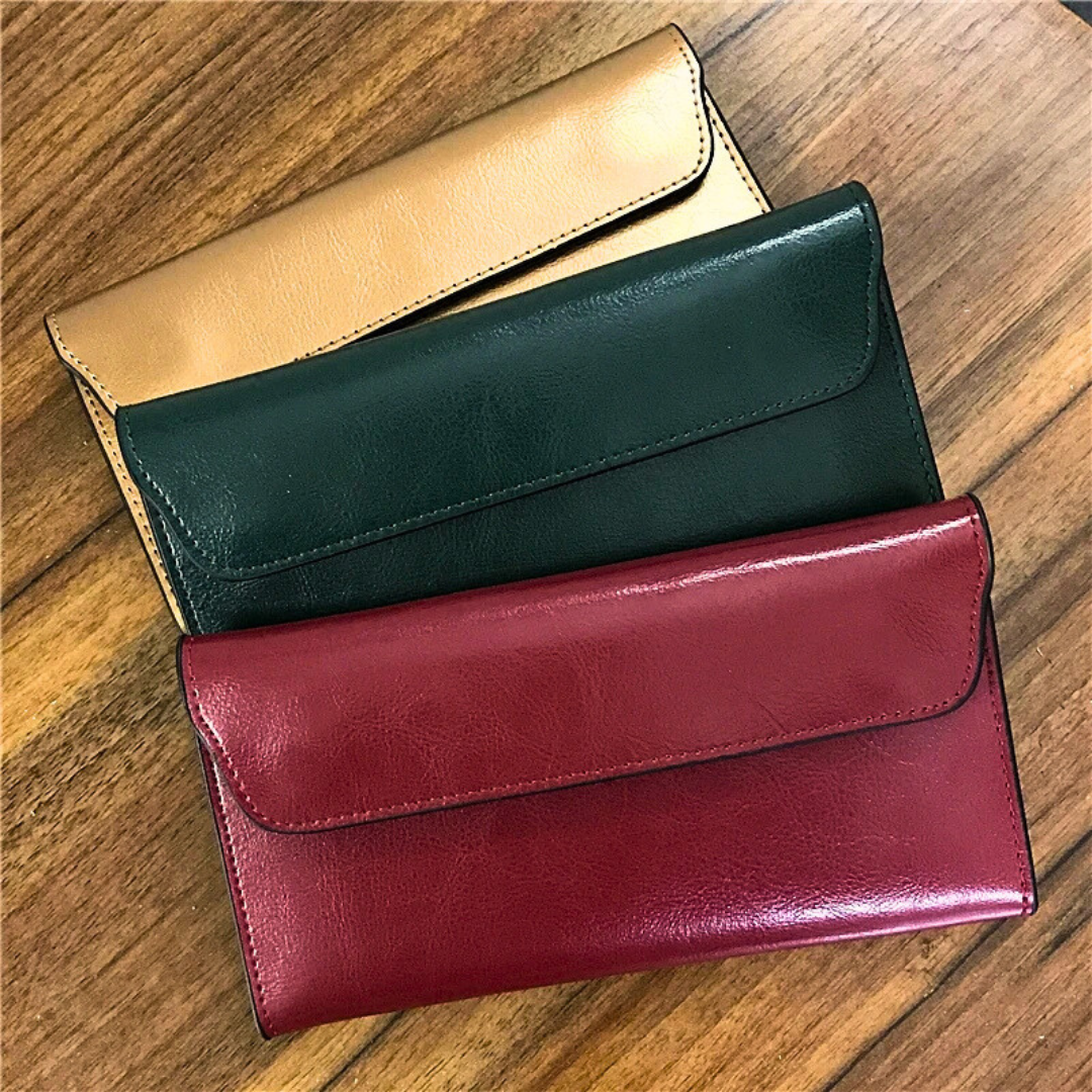 Emma™ Essential | Minimalist Folding Wallet
