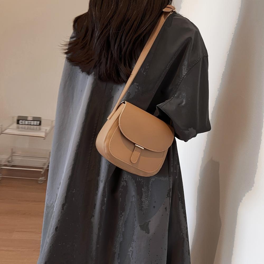 Sophia™ Vintage Charm | Chic Saddle Crossbody Bag