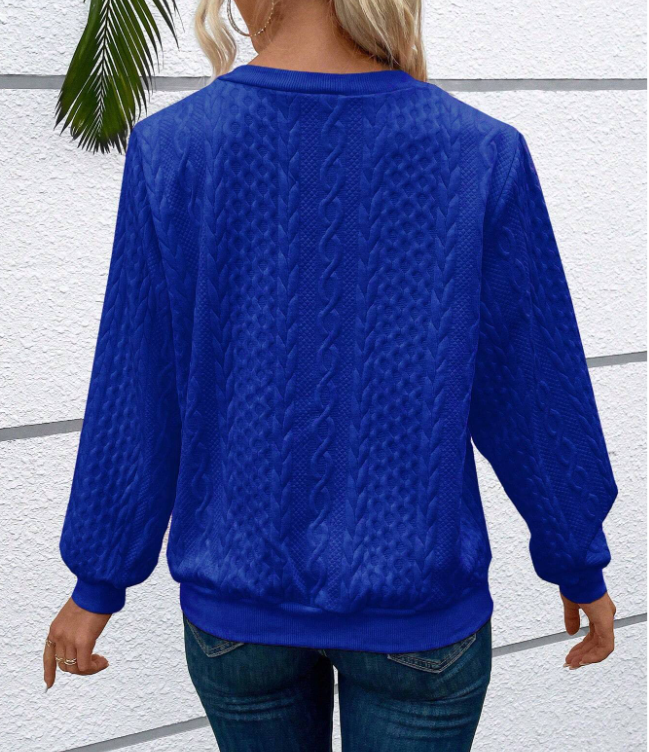 Chic Kimberly Sweater with Trendy Zipper Detail