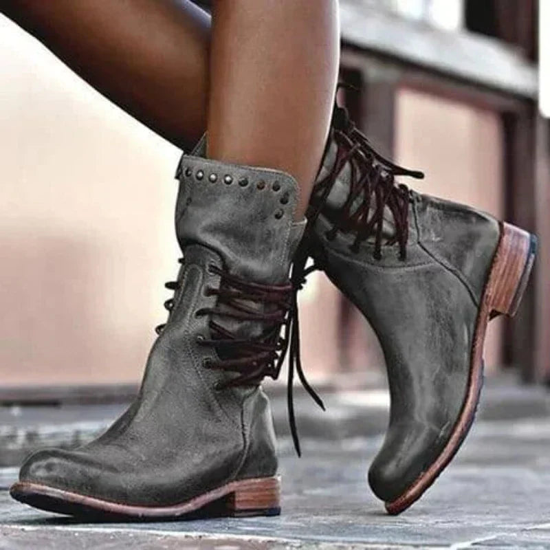Aruna Boots: Stylish Comfort for an Elegant and Chic Appearance