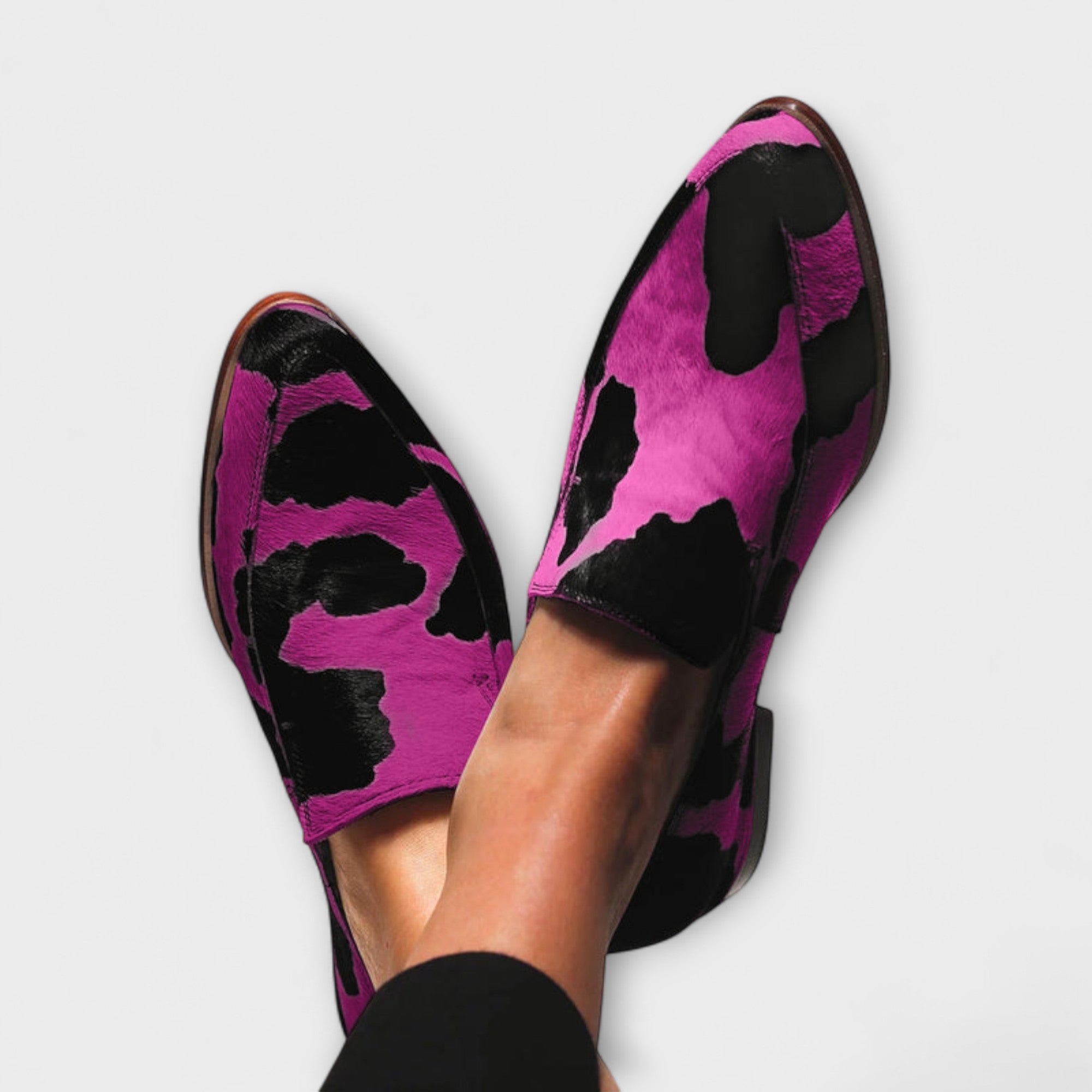 Mira – Chic Cow Print for a Distinctive Look