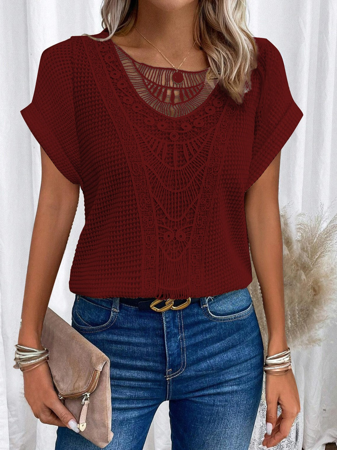 Clio - Elegant Knitted Top Featuring Exquisite Details