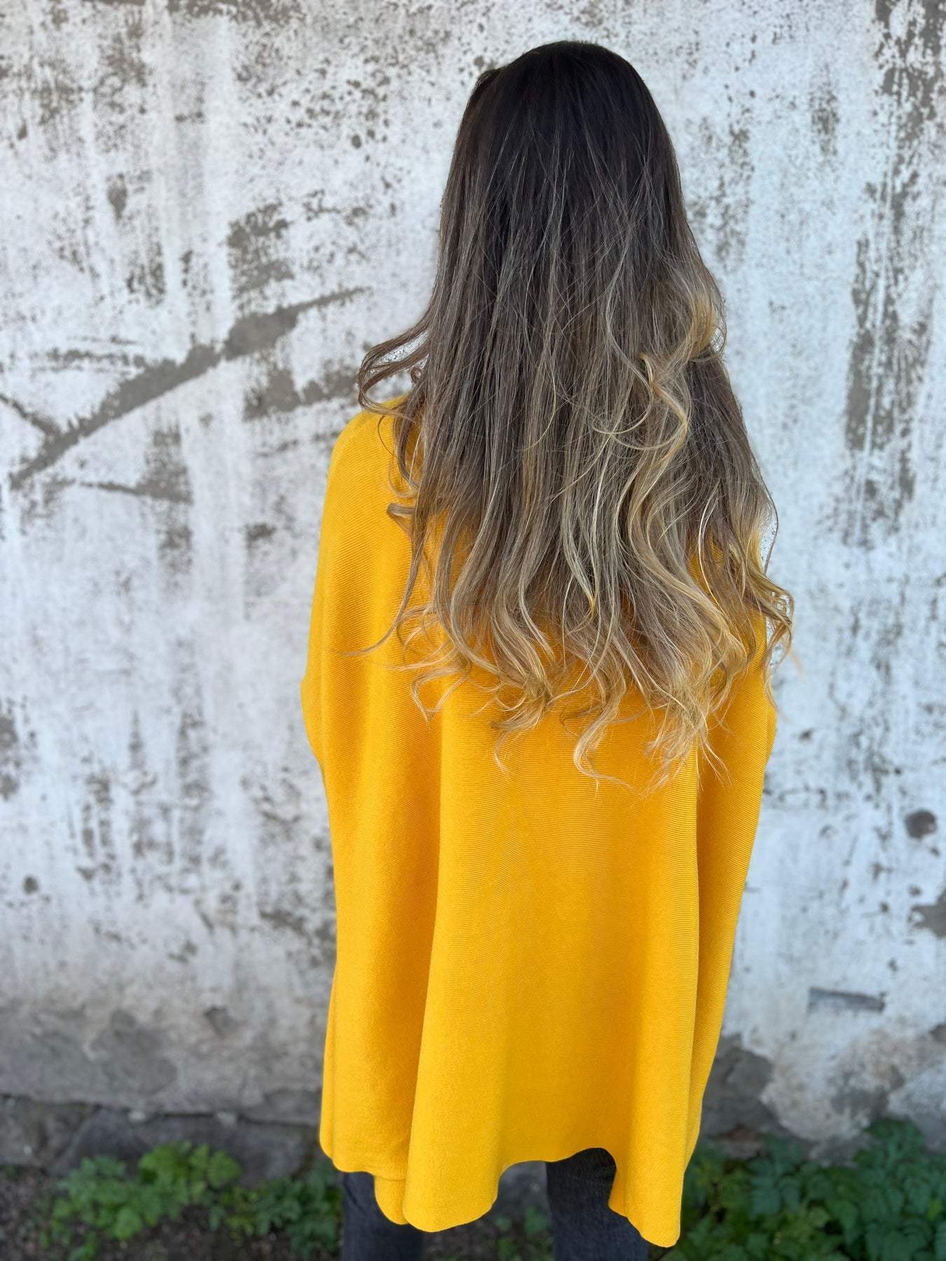 Emily™ - Cozy V-Neck Long Sleeve Knit Sweater