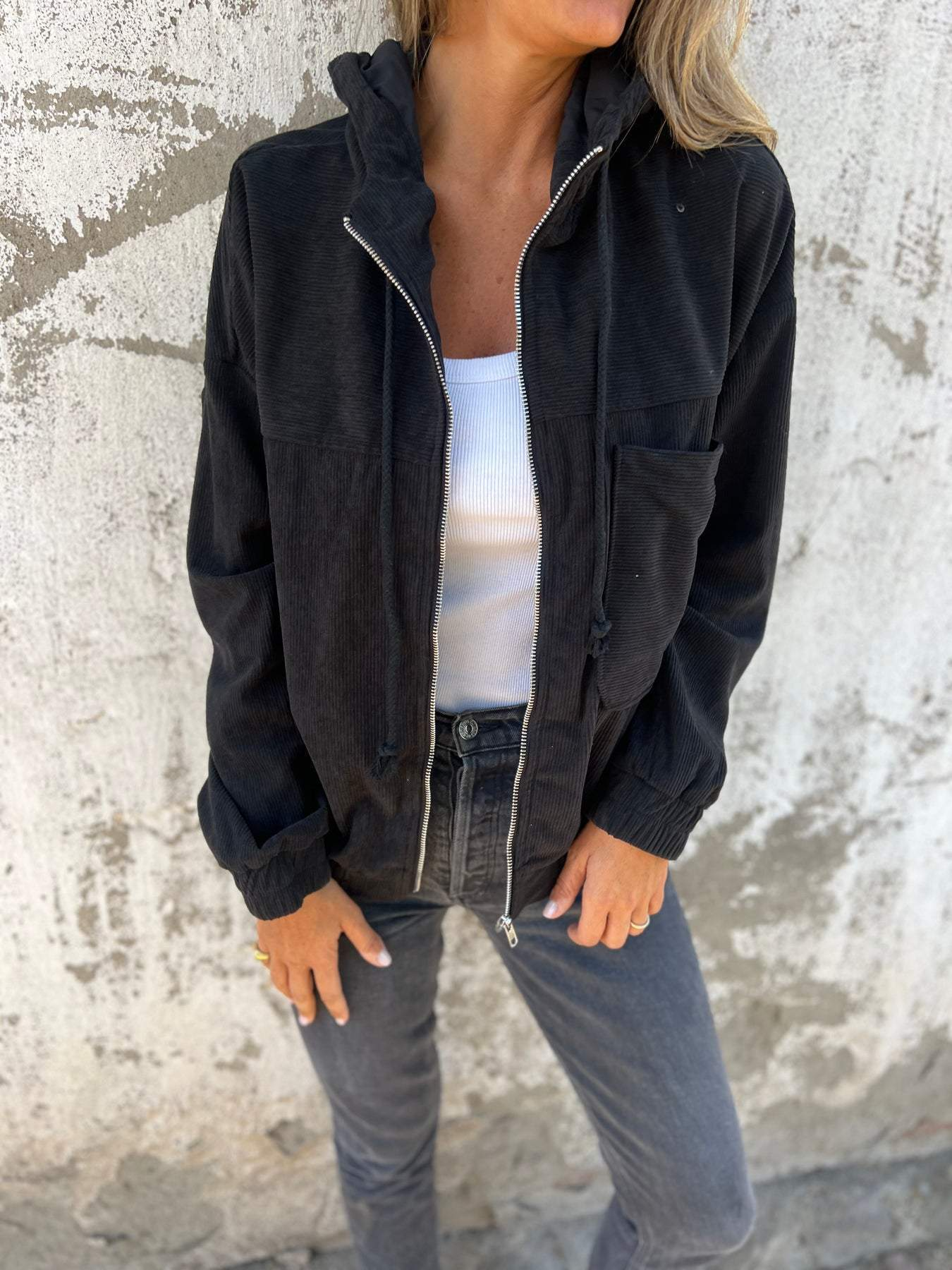 Emily™ - Cozy Corduroy Jacket with Hood and Zip