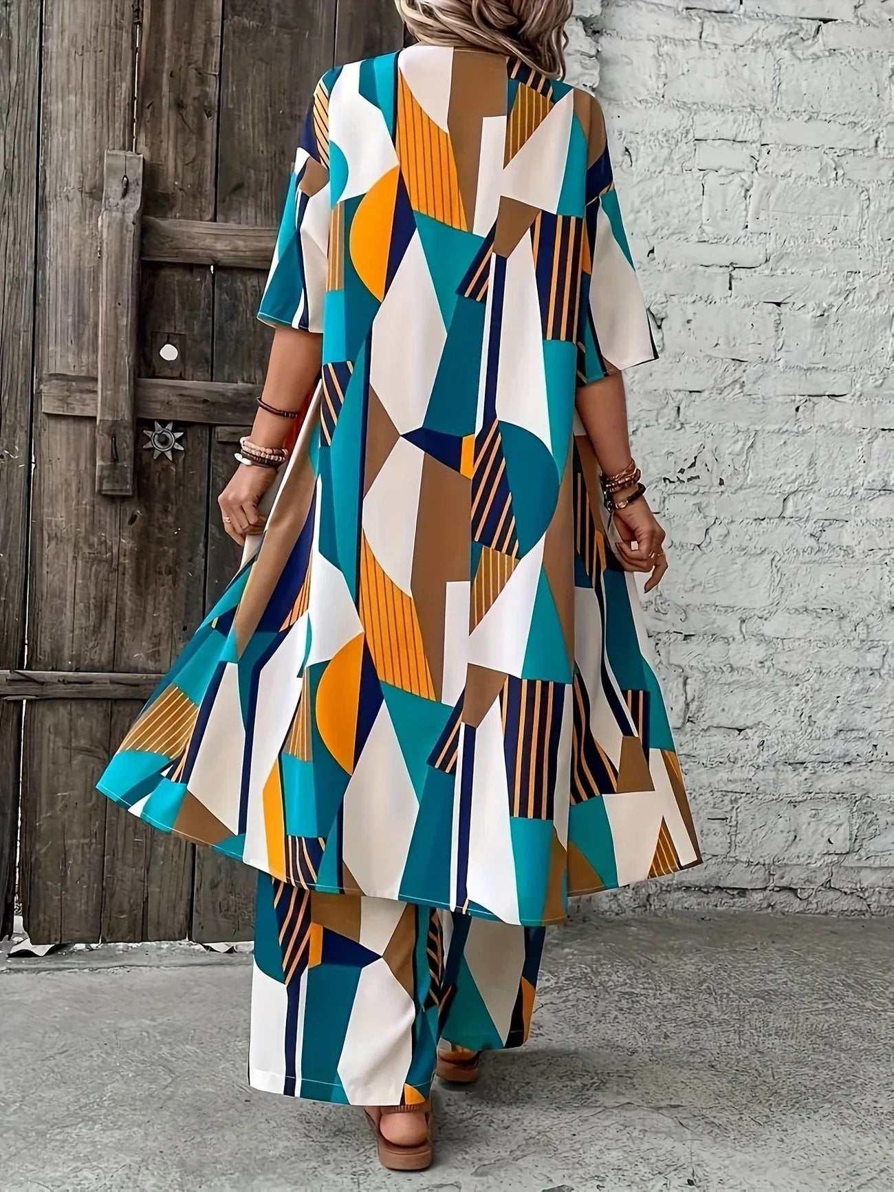 Scarlett™ - Stylish Plus Size Geometric Print Ensemble