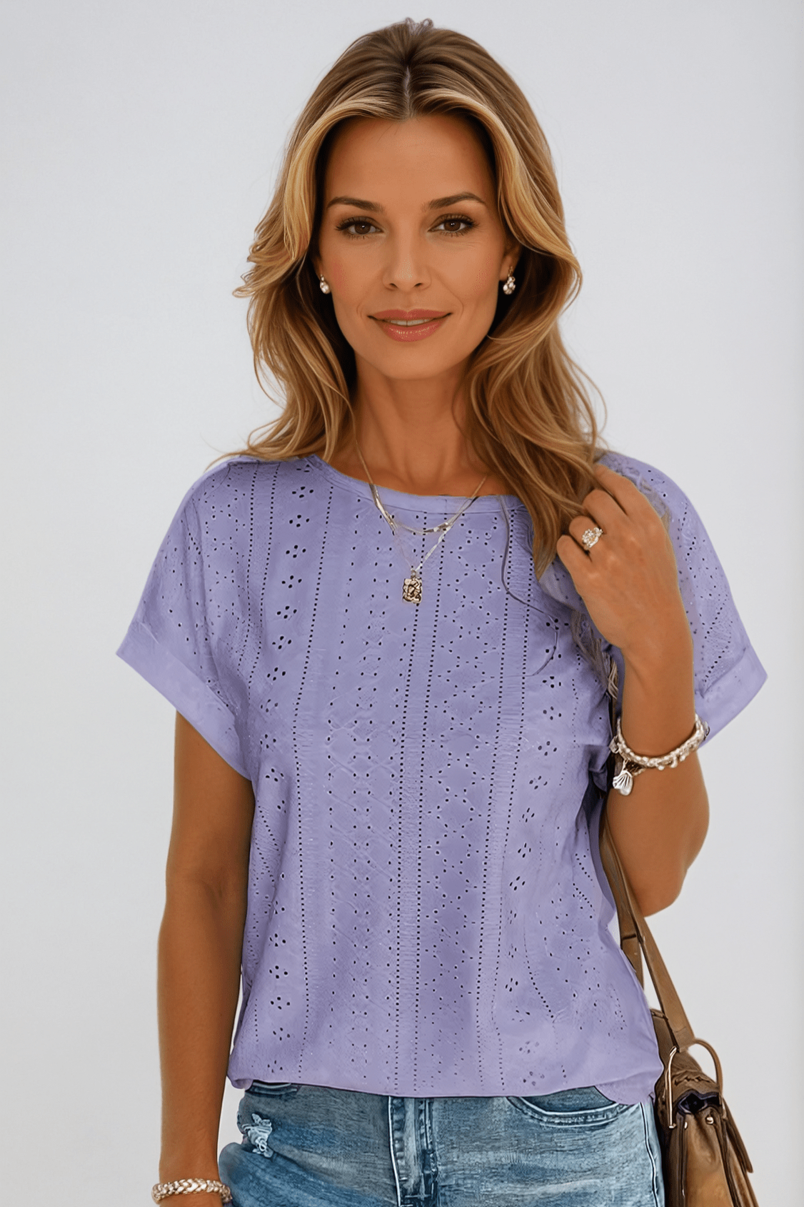 Liamo | Oceanview Eyelet Top