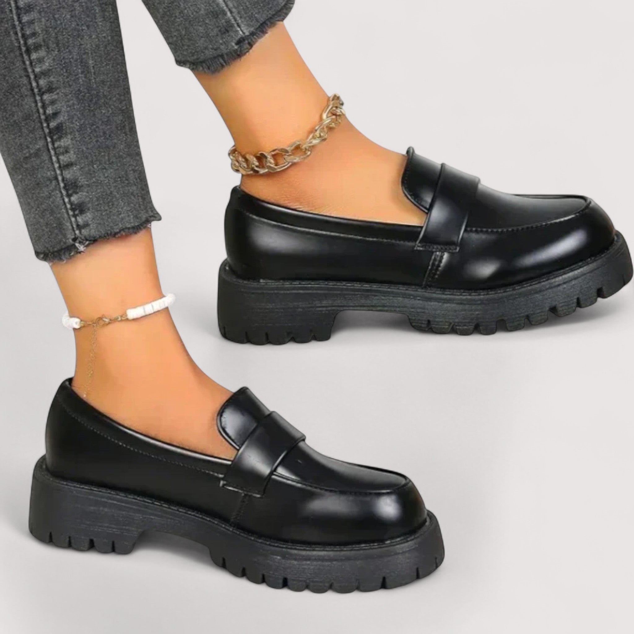Elsa | Stylish and Cozy Moccasins for Every Occasion