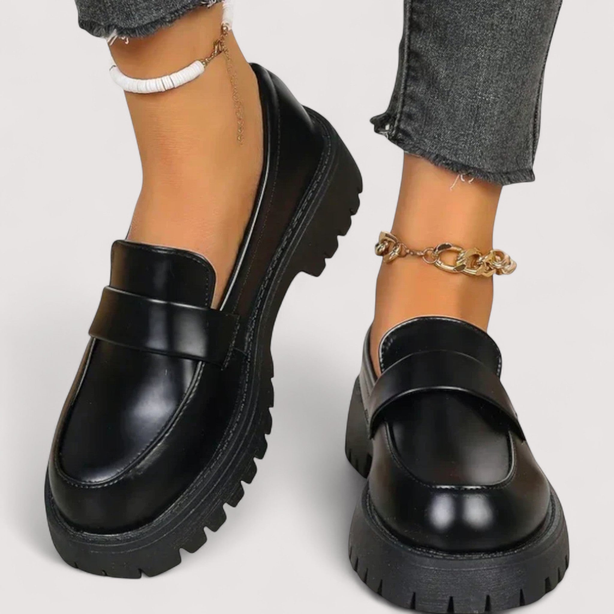 Elsa | Stylish and Cozy Moccasins for Every Occasion