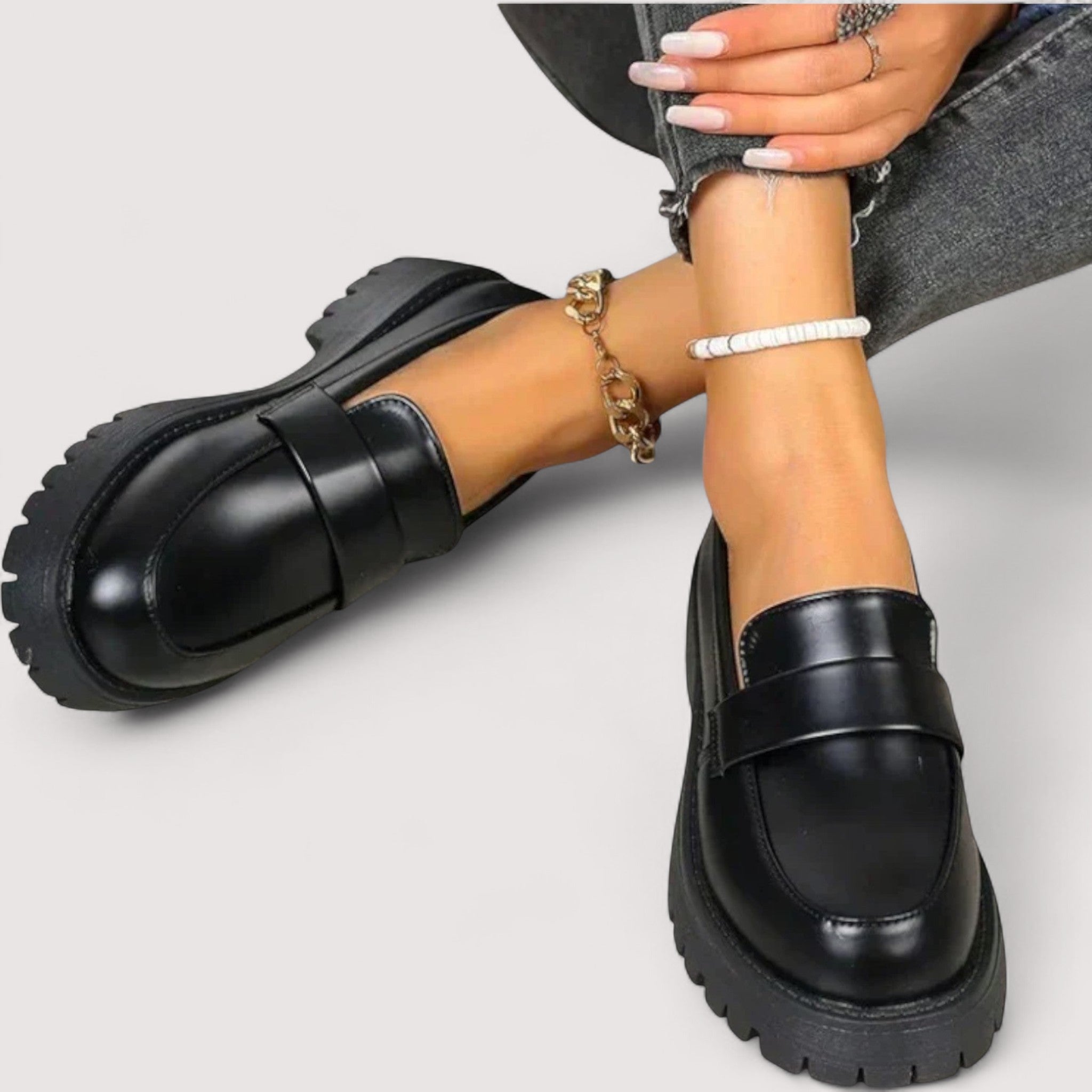 Elsa | Stylish and Cozy Moccasins for Every Occasion