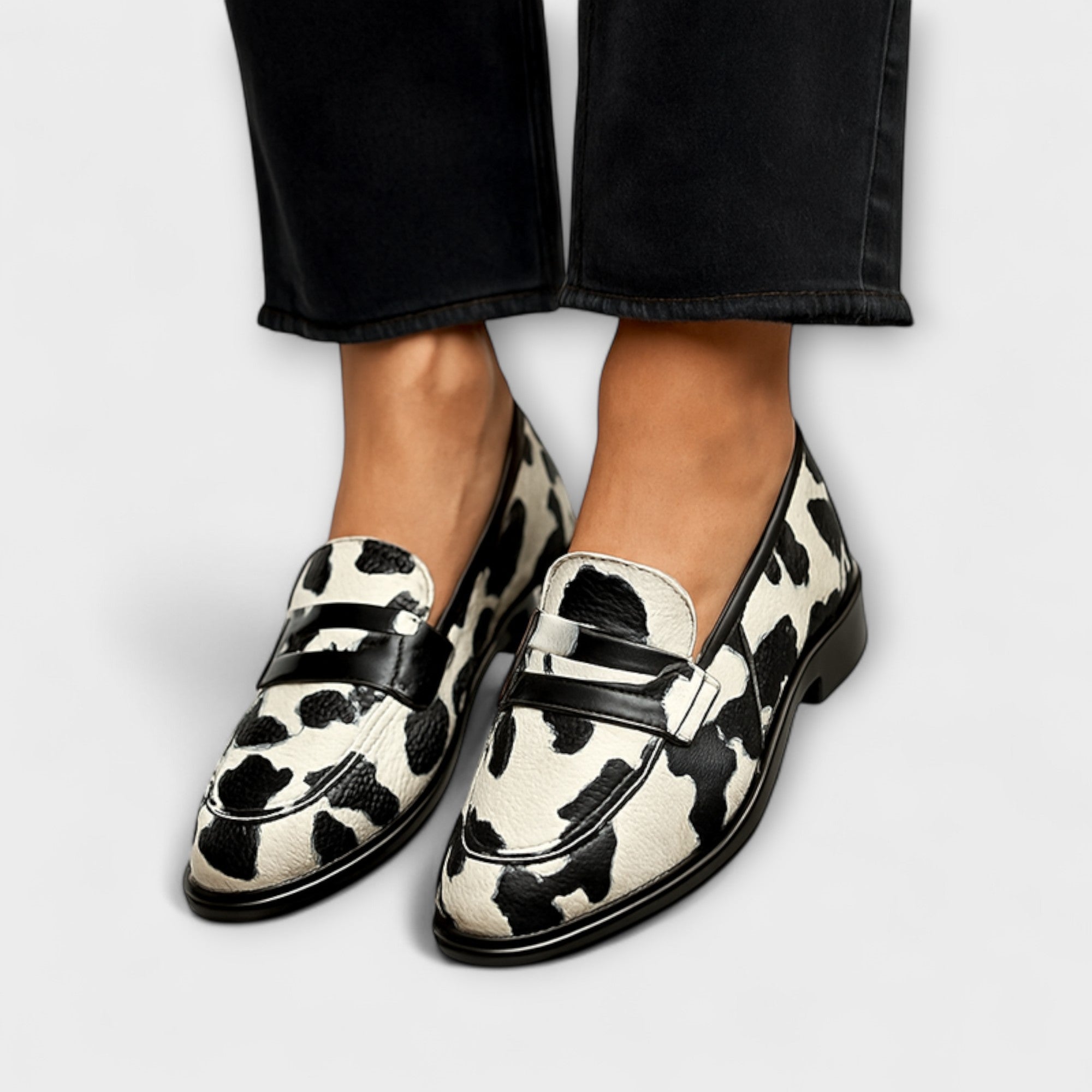 Mira - Stylish and Comfortable Elegant Moccasins