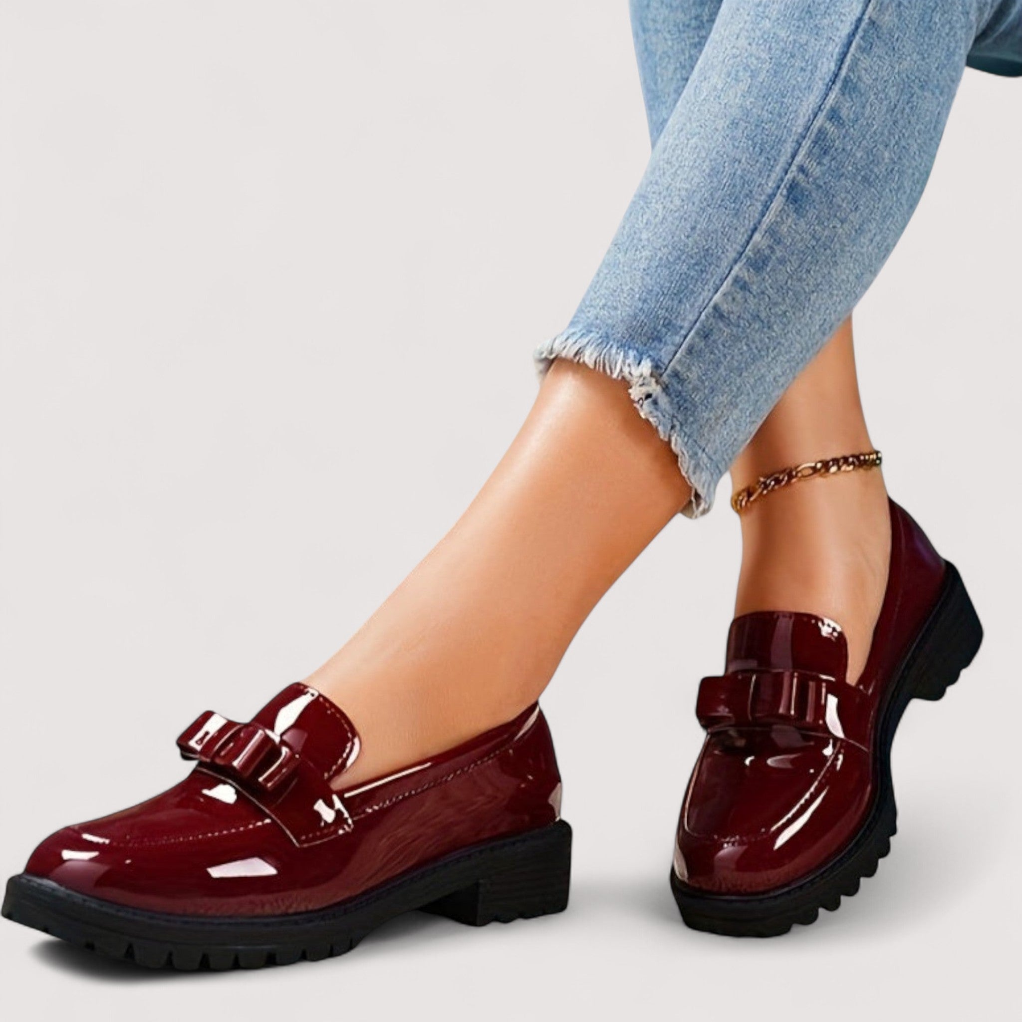 Maya | Chic Sandals Adorned with Sparkling Accents for a Glamorous Look