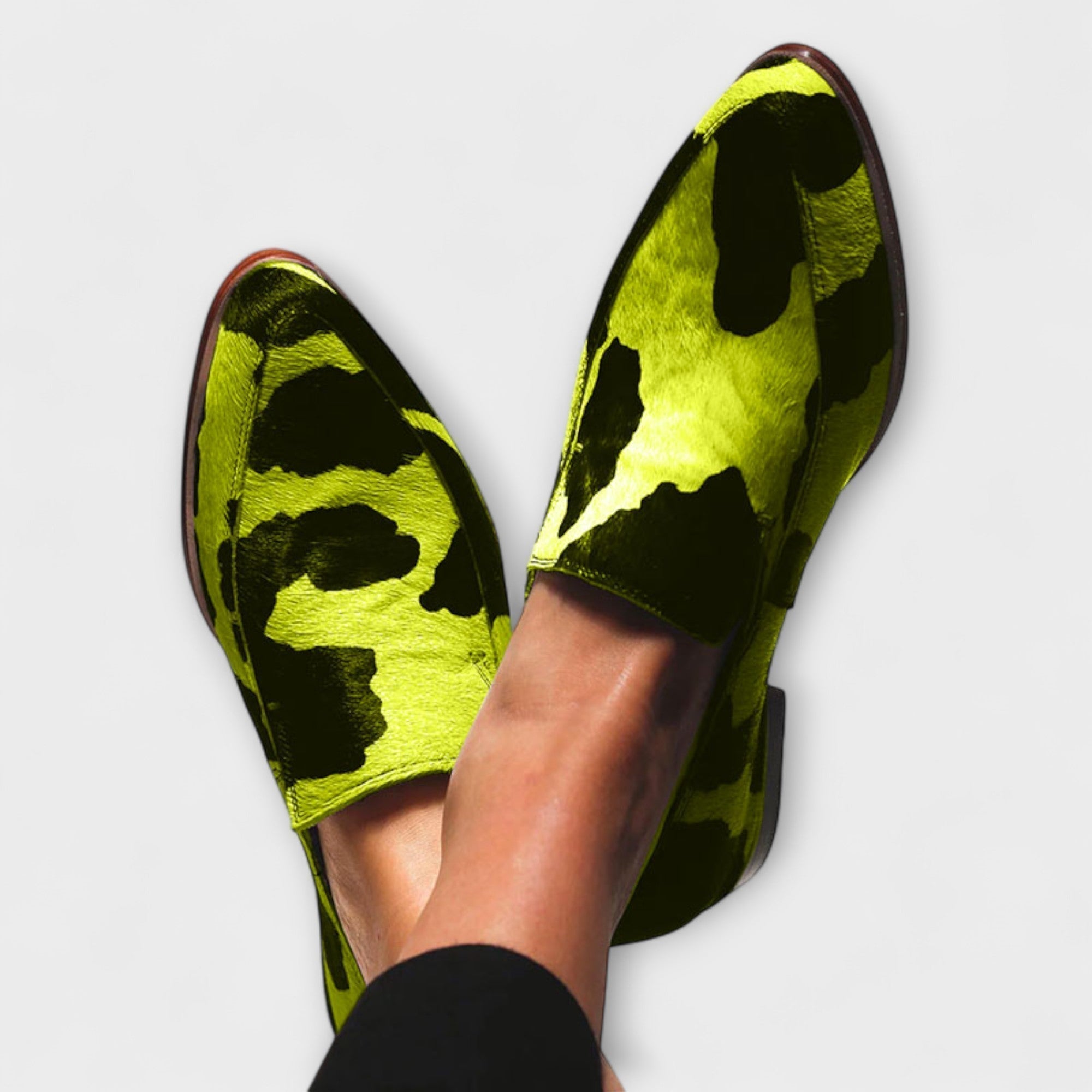 Mira – Chic Cow Print for a Distinctive Look