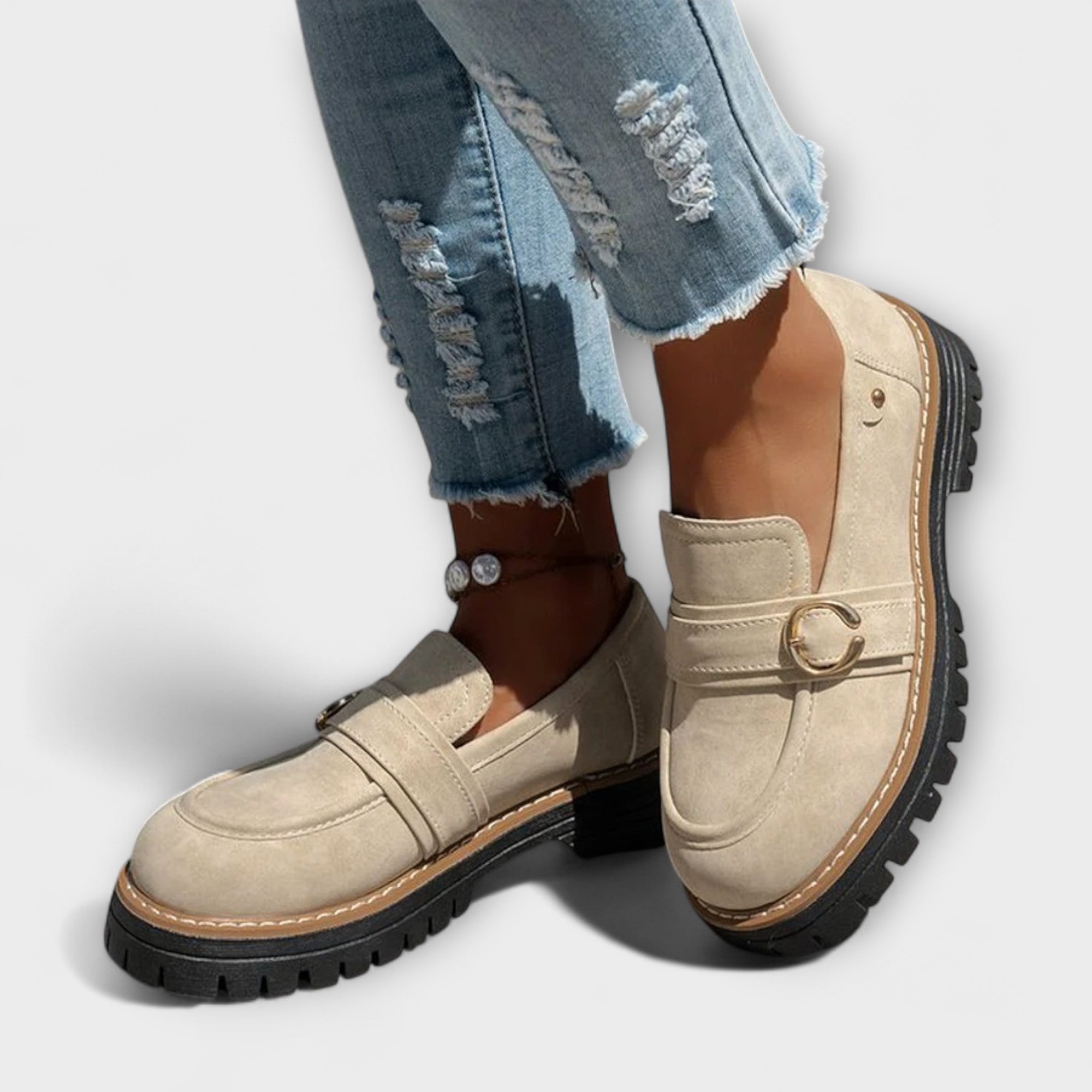 Mira – Chic and Versatile Round Toe Moccasins for a Refined Style