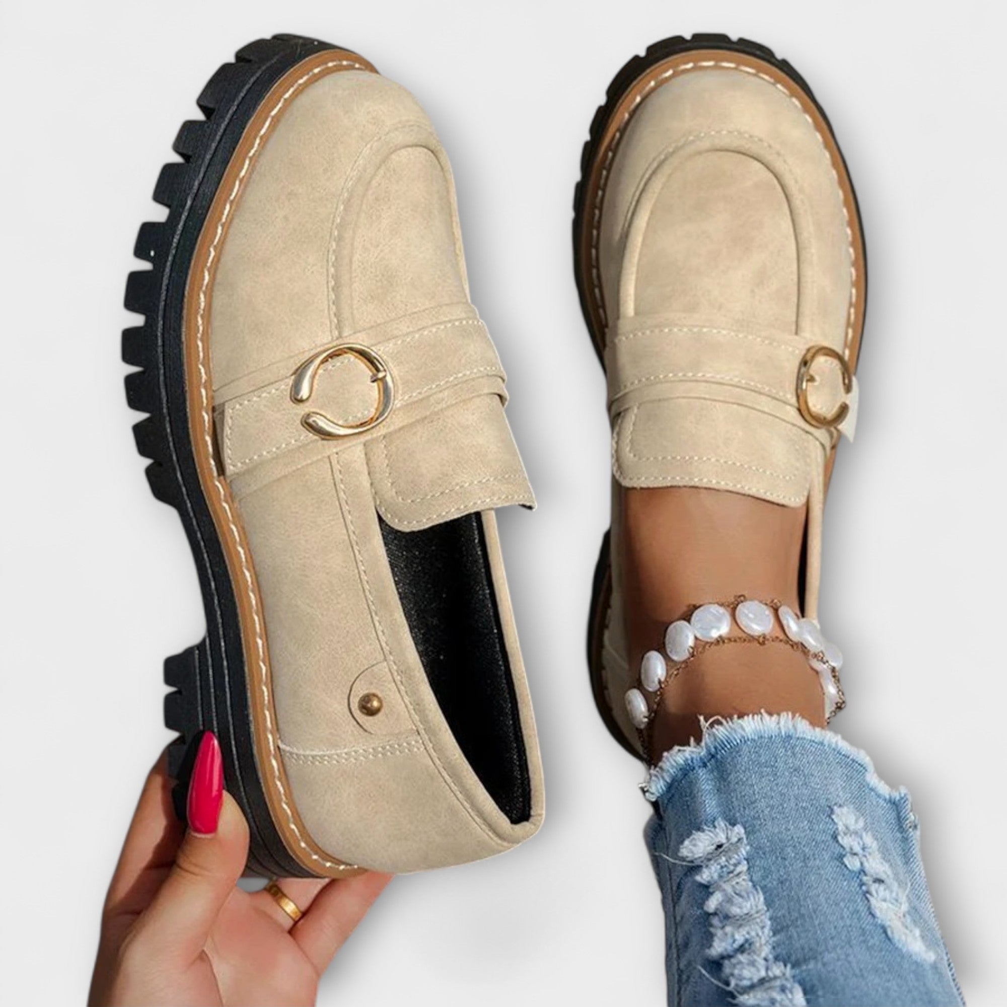 Mira – Chic and Versatile Round Toe Moccasins for a Refined Style