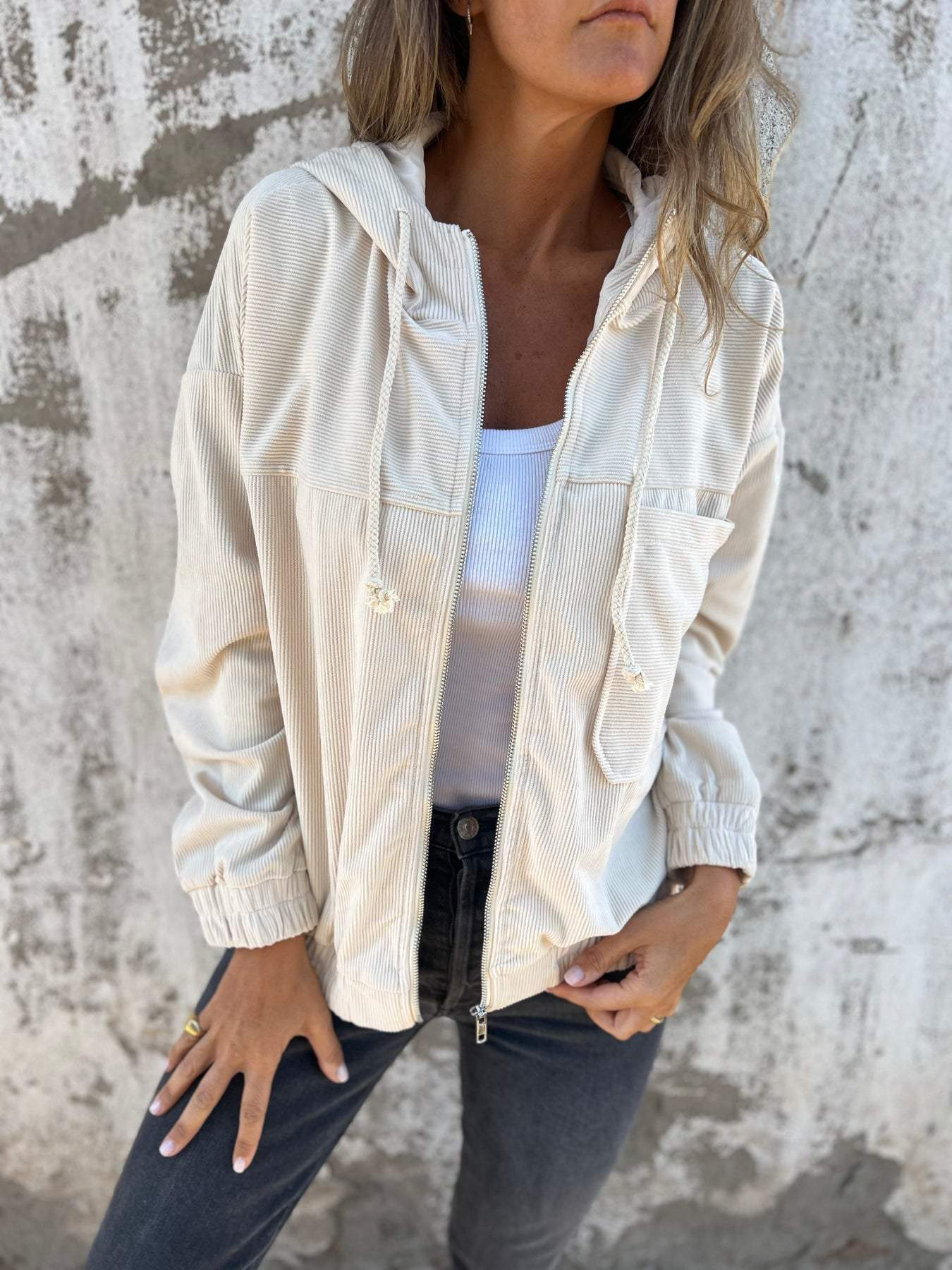 Emily™ - Cozy Corduroy Jacket with Hood and Zip